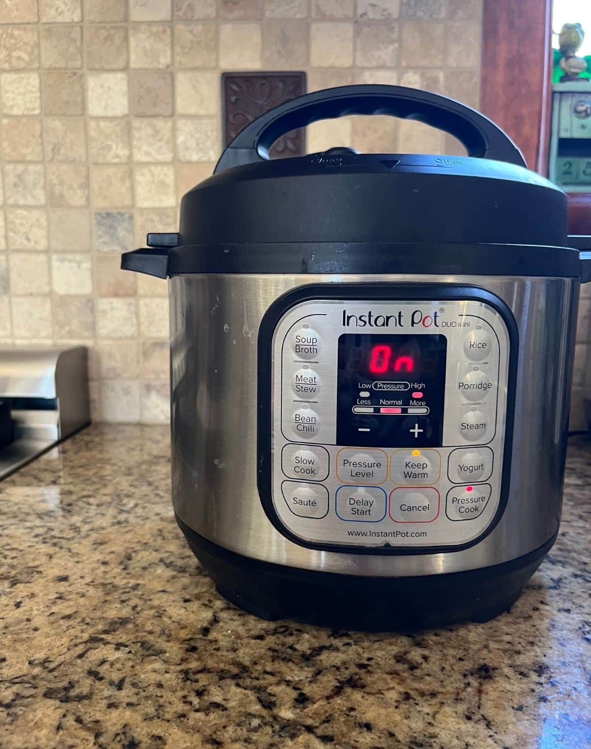 Pressure Cooker that says on